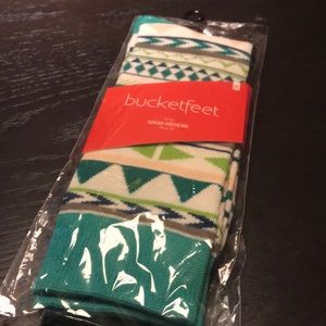 Green pattern BucketFeet socks